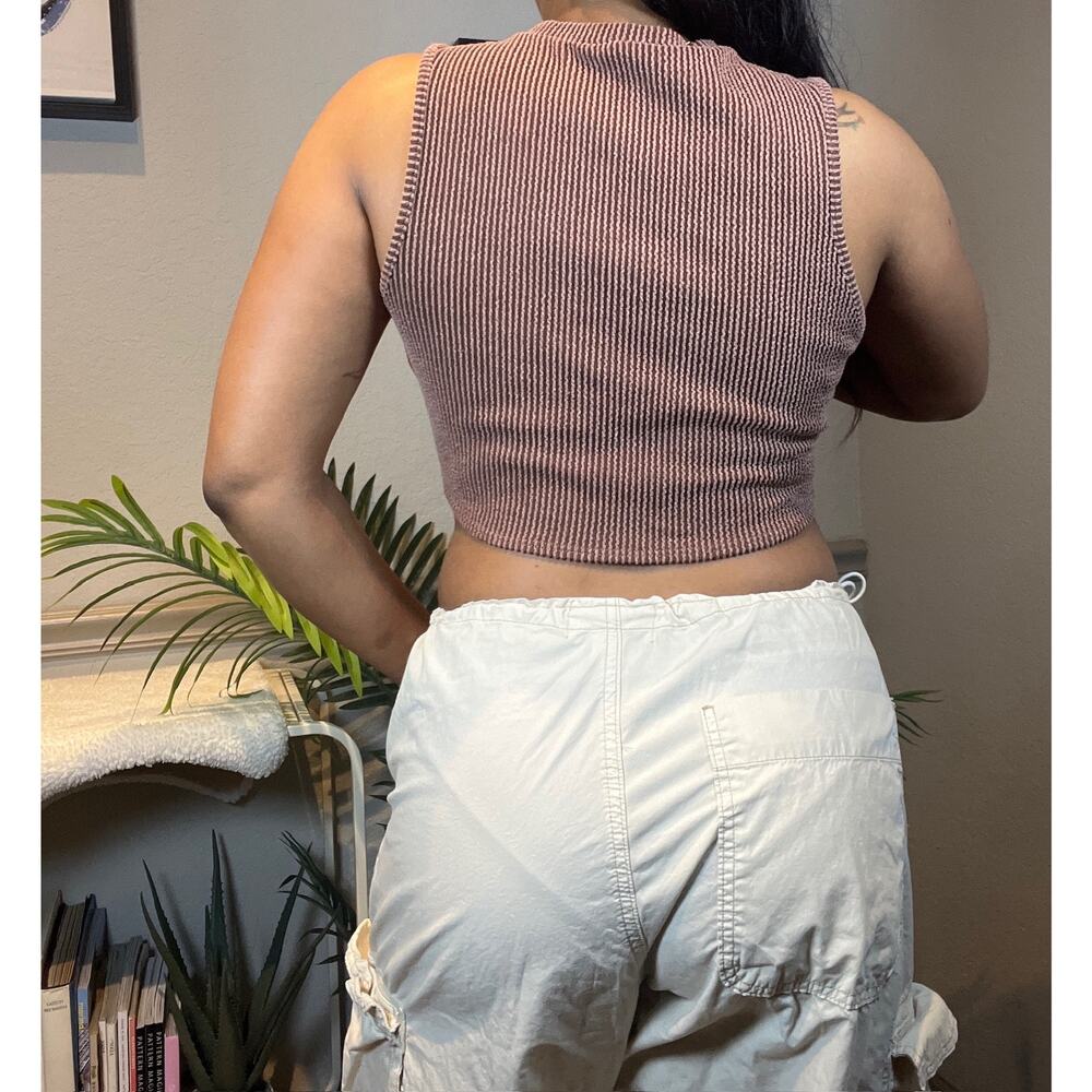 Love J Ripped Crop Top - Picture 5 of 5